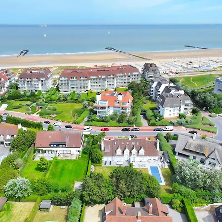 68 - Charming Near The Dunes Of Le Zoute